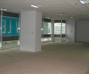 Location bureau Hoa Binh building