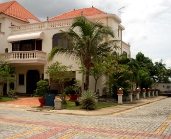 Achats villas district 12