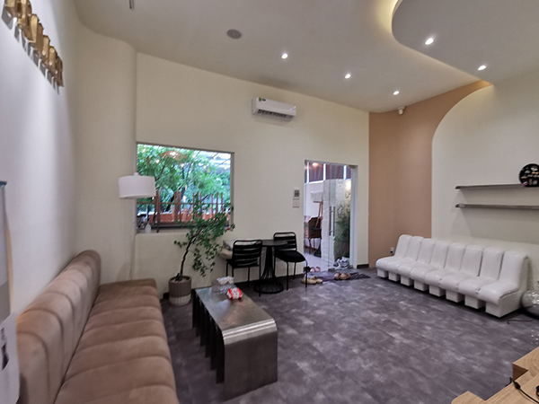 Local commercial à louer Ho Huan Nghiep