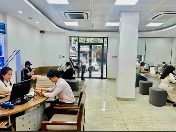 Local commercial à louer Huynh Thuc Khang