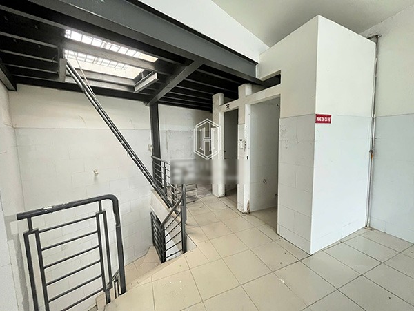 Local commercial à louer Ly Tu Trong