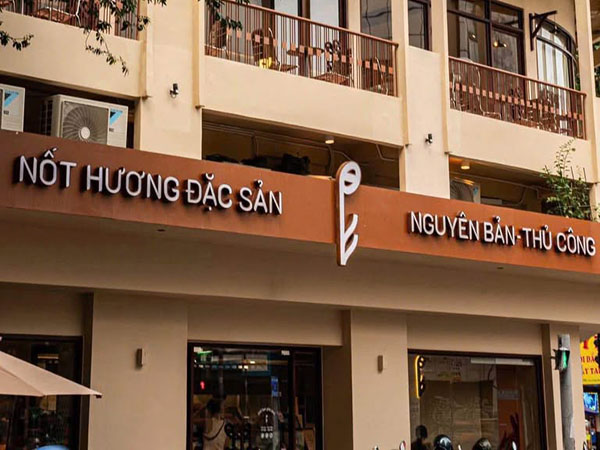 Commerce à louer Thao Dien