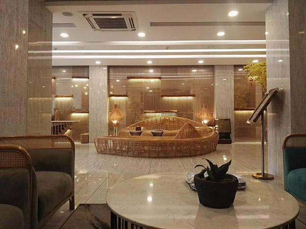 Hôtel à vendre Thu Khoa Huan