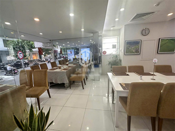 Bar à louer Mac Thi Buoi