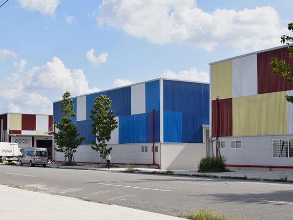 Entrepôt à louer Bau Bang