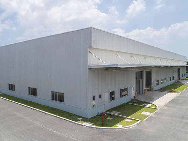 Entrepôt à louer Boustead