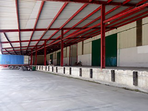 Entrepôt à louer Dau Giay