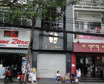 Location commerce Saigon